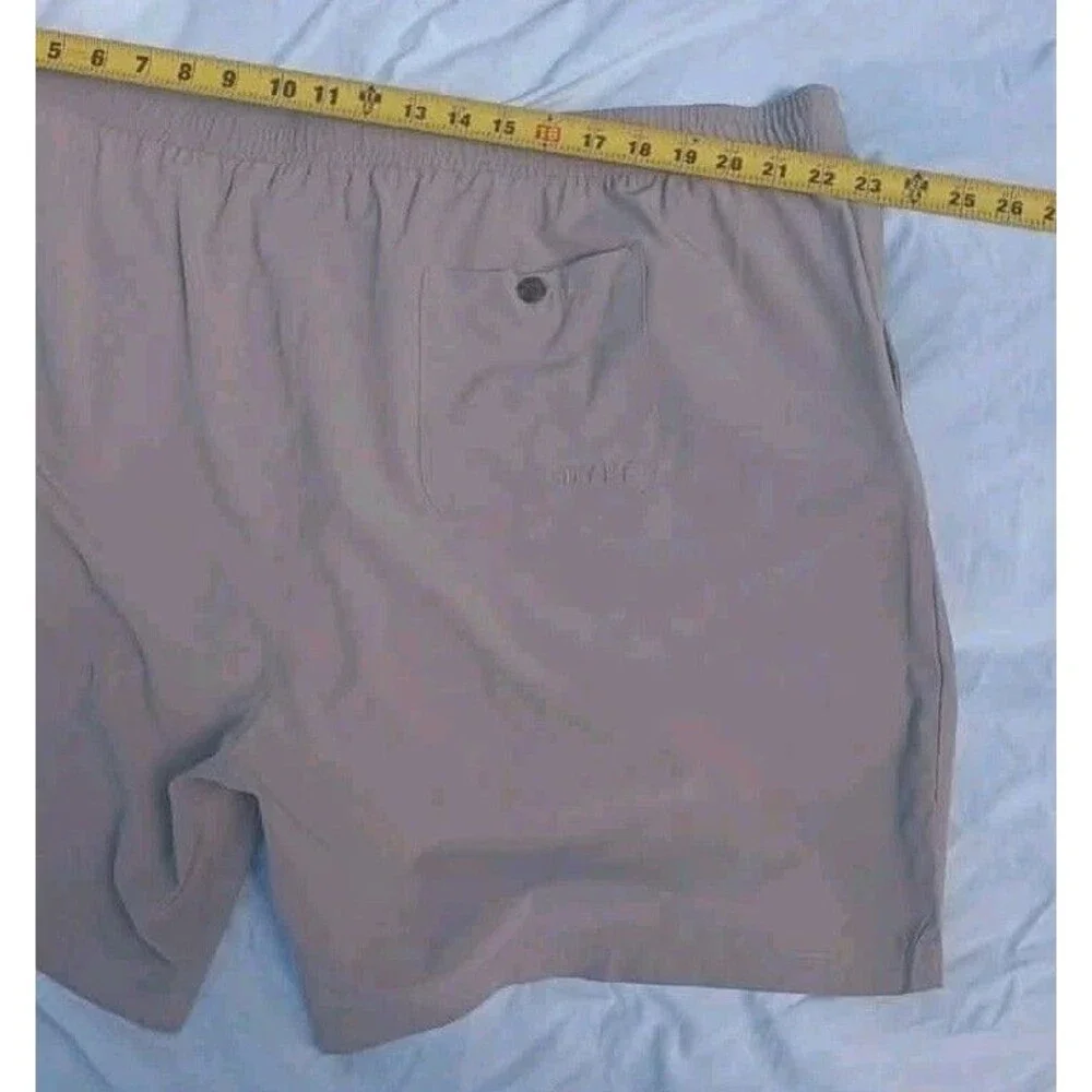 New BYLT Basics Men's Beige Shorts 3XL Pockets Quick Dry Resortwear Beach